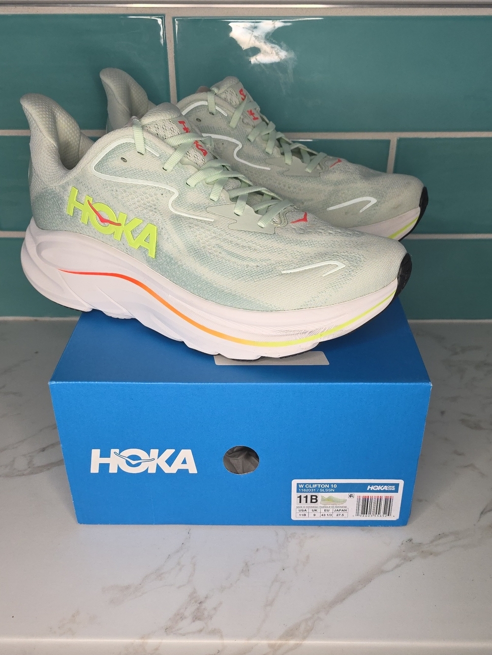 NIB HOKA Clifton 10 Women's Running Shoe Size 11B